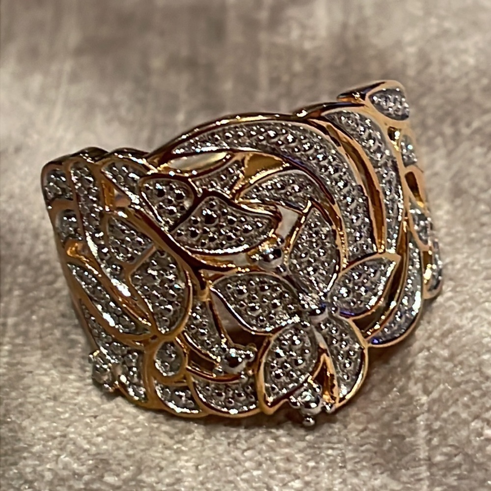 Gold Flower & Butterfly Ring New! Size 9 Diamond Chip - Picture 1 of 9